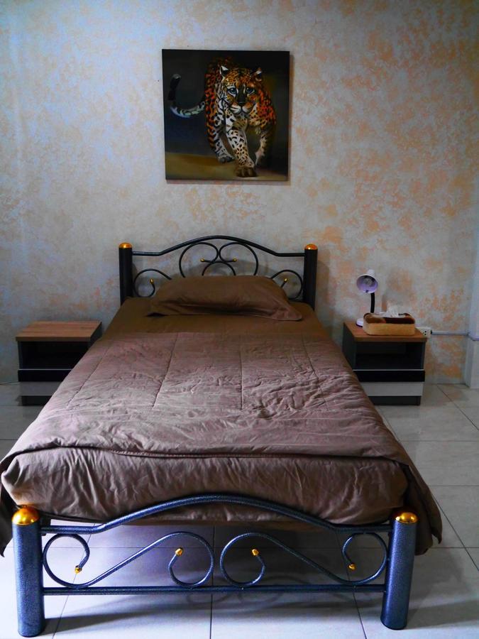 Da Puccio Rawai Guesthouse Luaran gambar