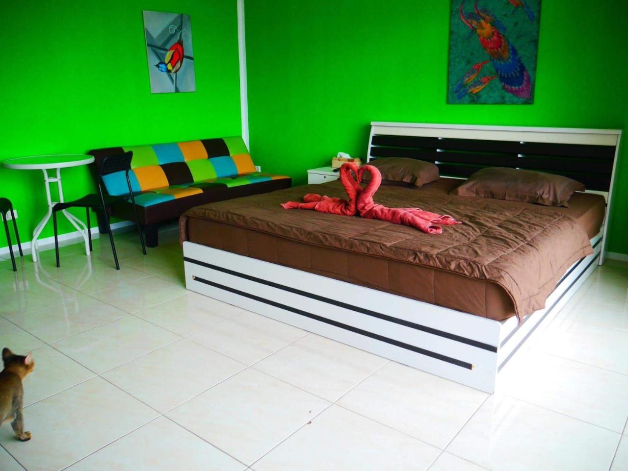 Da Puccio Rawai Guesthouse Luaran gambar